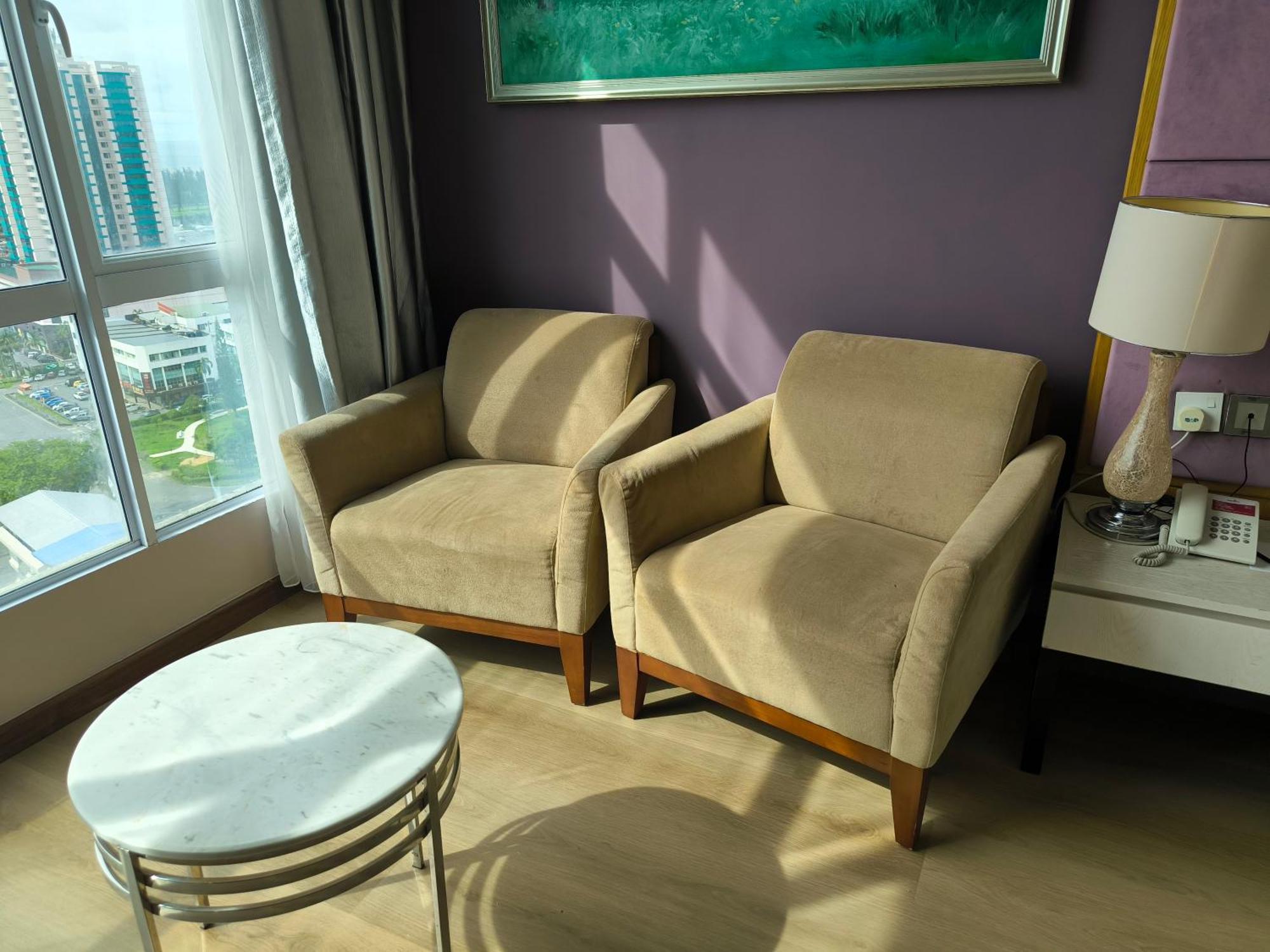 Meritz Hotel Miri Bagian luar foto